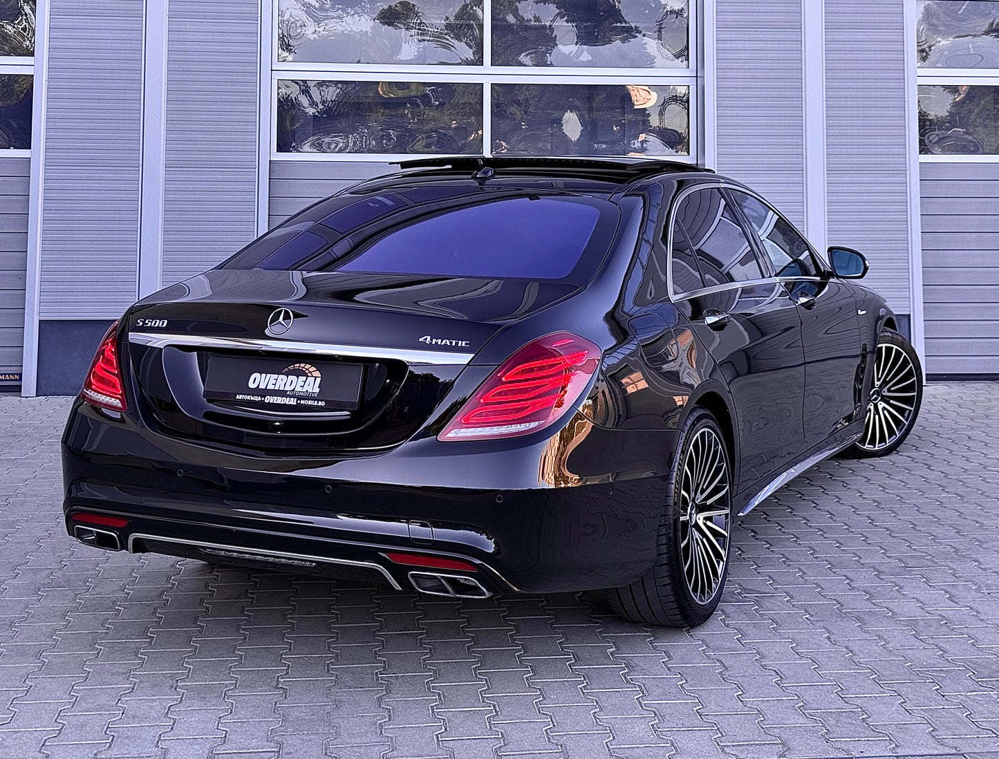 Mercedes-Benz S 500 AMG* PANO* DISTRONIC* BURMESTER* TV