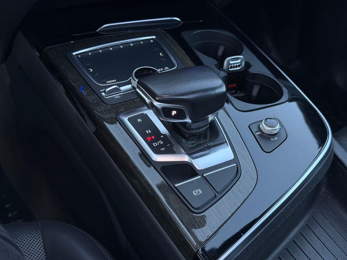 Audi Q7 3.0T* QUATTRO* PANO* ЛИЗИНГ