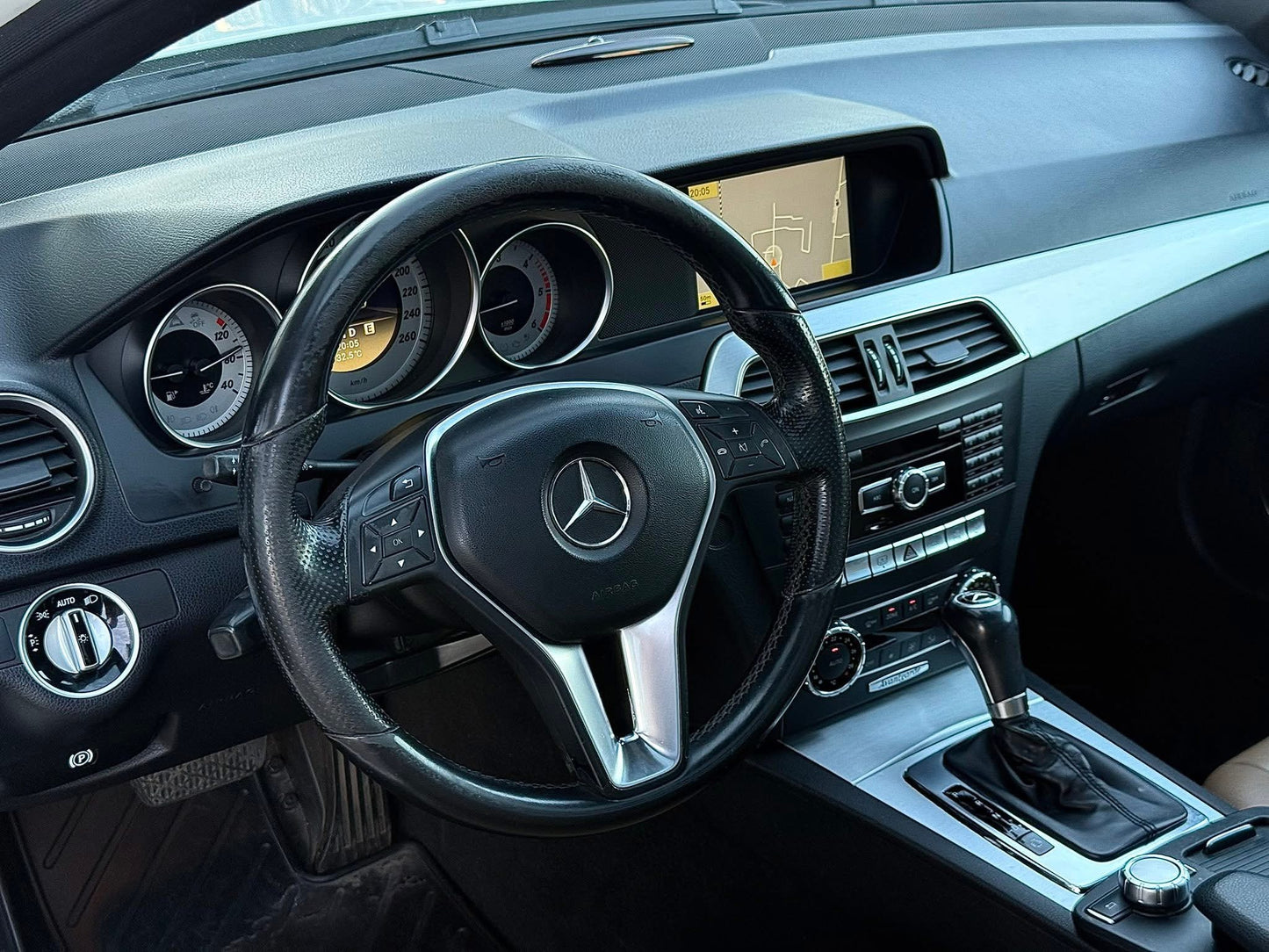 Mercedes-Benz C 250 d* AMG* PANO* DIGITAL* ЛИЗИНГ