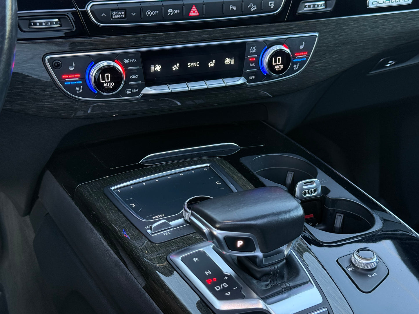 Audi Q7 3.0T* QUATTRO* PANO* ЛИЗИНГ