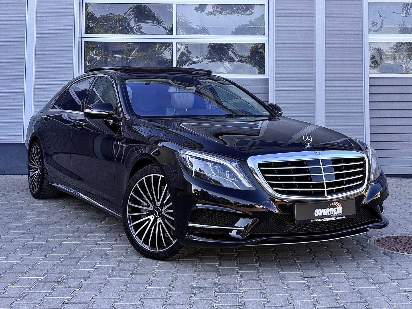 Mercedes-Benz S 500 AMG* PANO* DISTRONIC* BURMESTER* TV