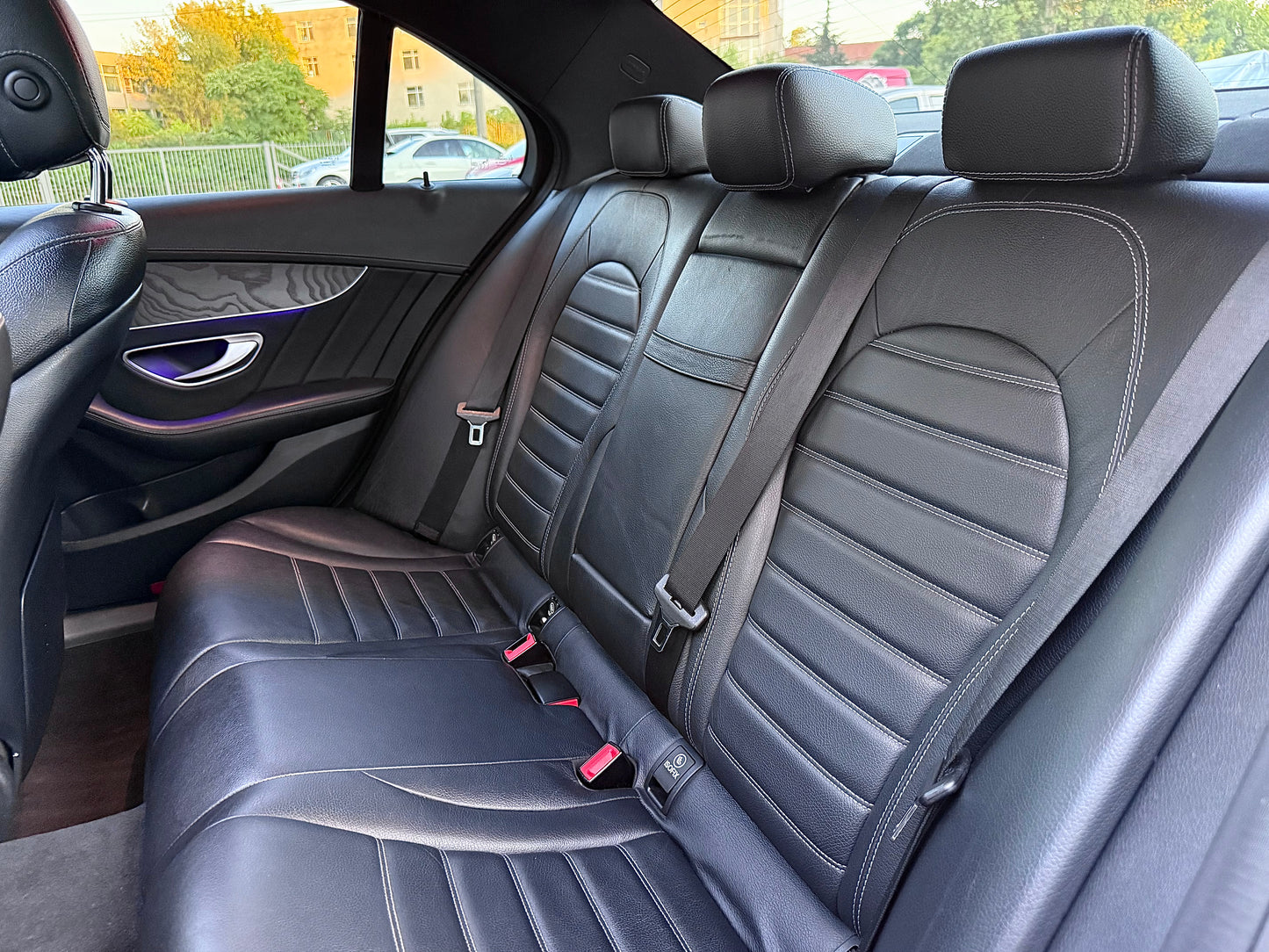 Mercedes-Benz C 220 AMGLINE* DISTR* HEADUP* PANO* FULL* ЛИЗИНГ