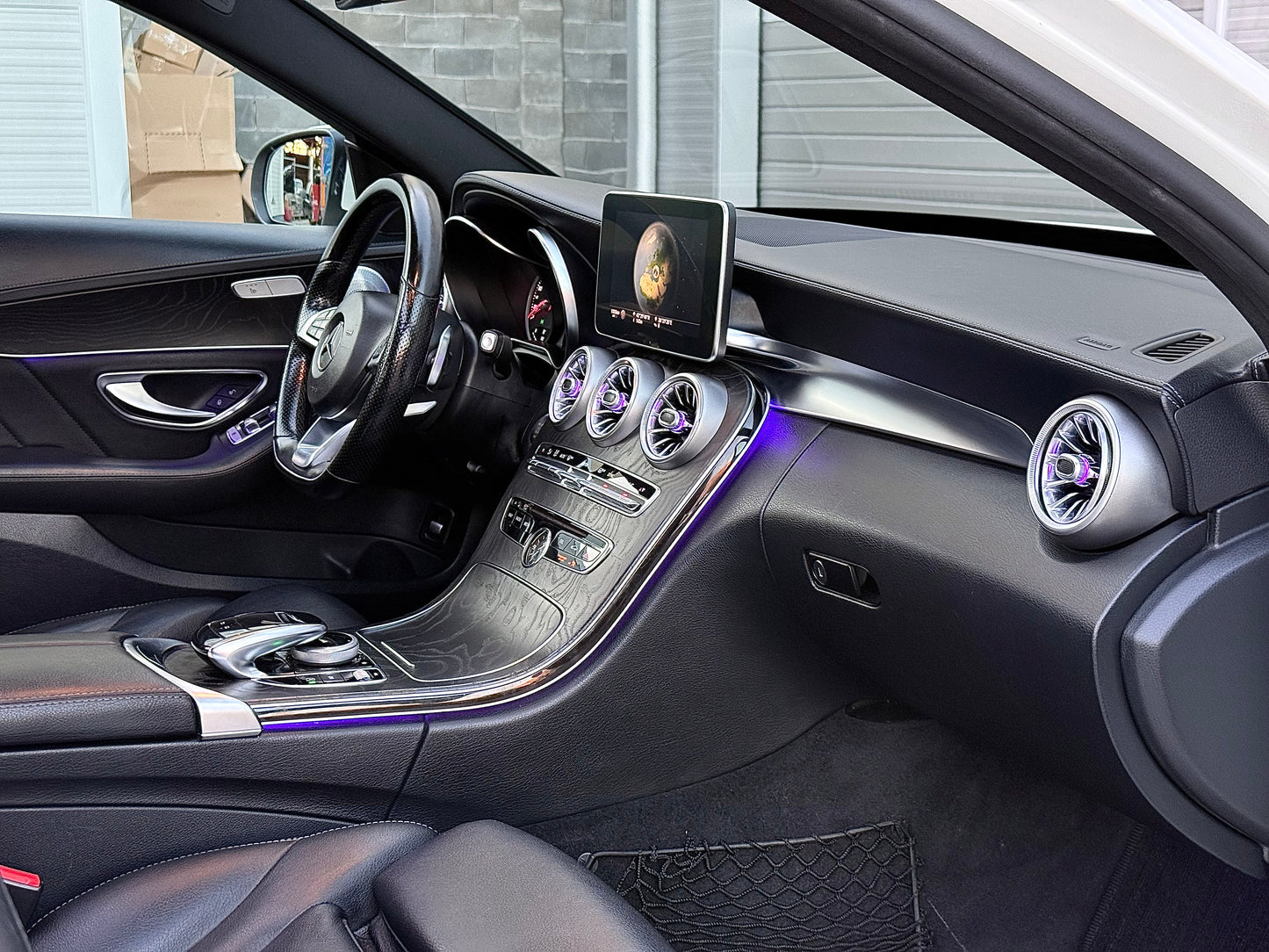 Mercedes-Benz C 220 AMGLINE* DISTR* HEADUP* PANO* FULL* ЛИЗИНГ